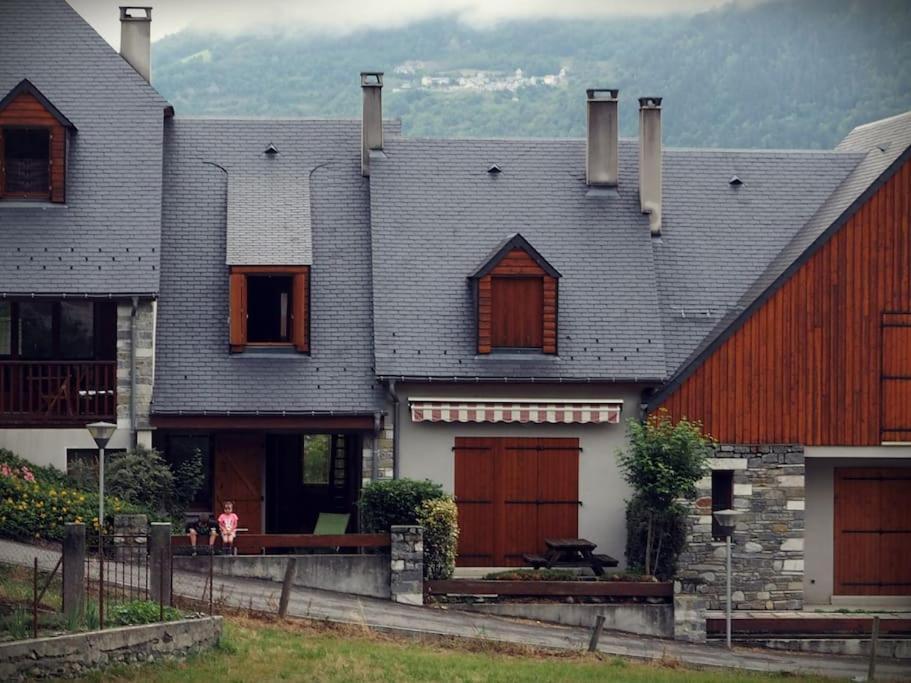 Chalet De Charme A Saint Lary - Vignec Exteriör bild