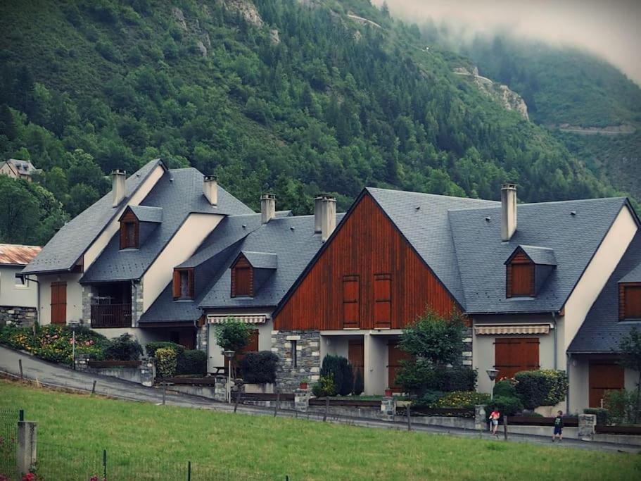 Chalet De Charme A Saint Lary - Vignec Exteriör bild